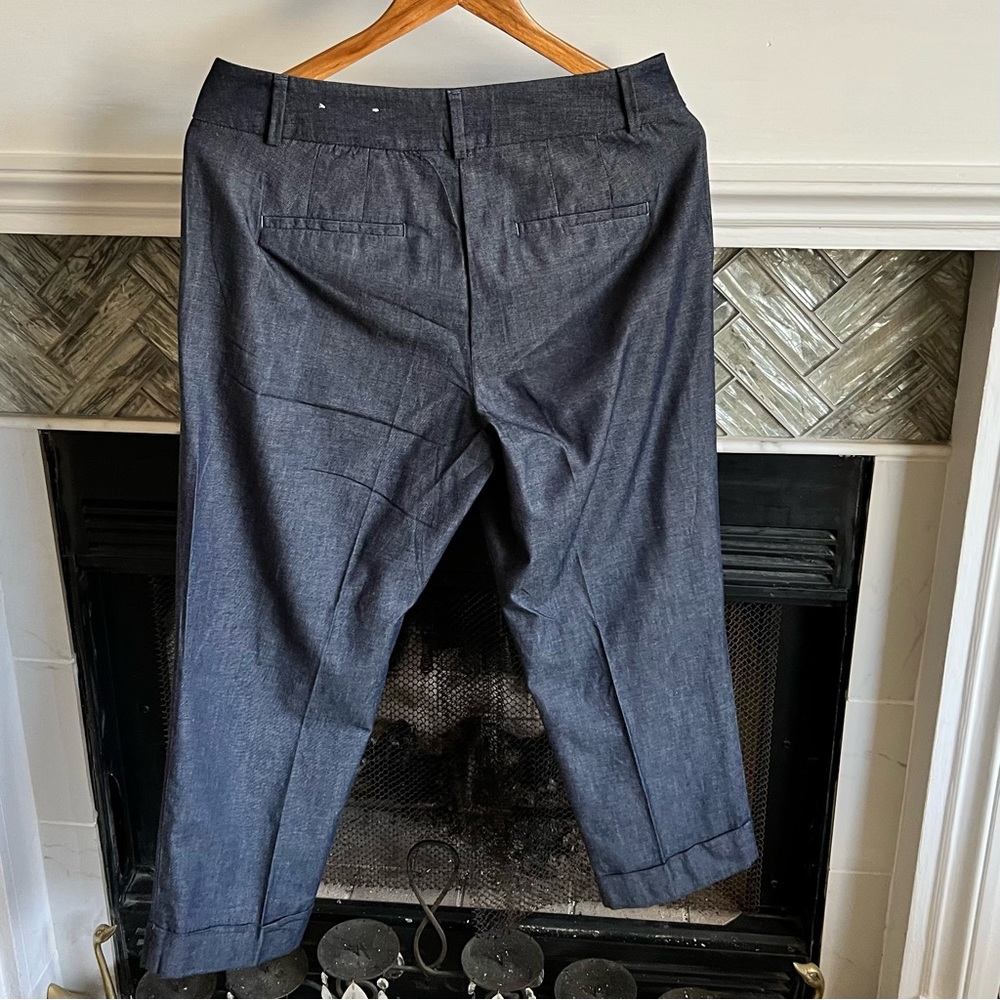 NWOT Gorgeous Pleated ANN TAYLOR Factory DARK CHAMBRAY CROPPED Ankle TROUSERS 4 - Picture 5 of 14